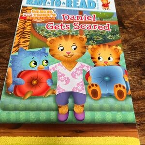 Daniel Tiger's Neighborhood Book Collection